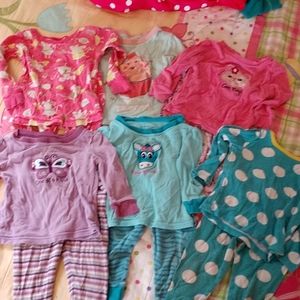 6 pairs of girls pajamas size 12 months